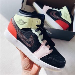 Air jordan mid